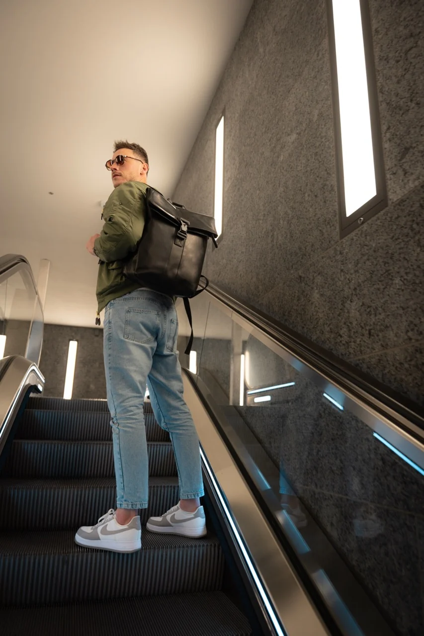 Leather Laptop Backpack Black Savona - Image 3