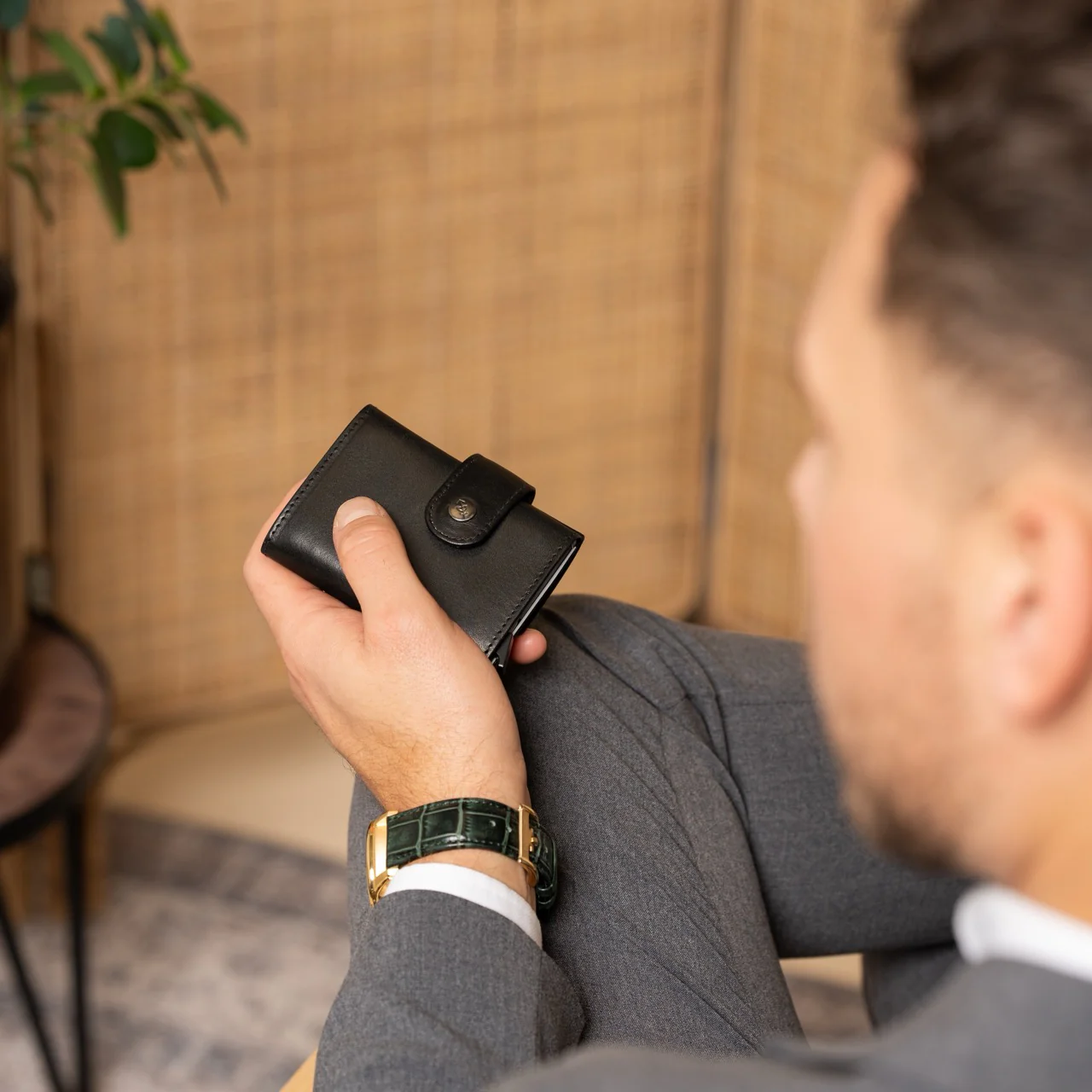 Leather Card Holder Black Varrano - Image 2