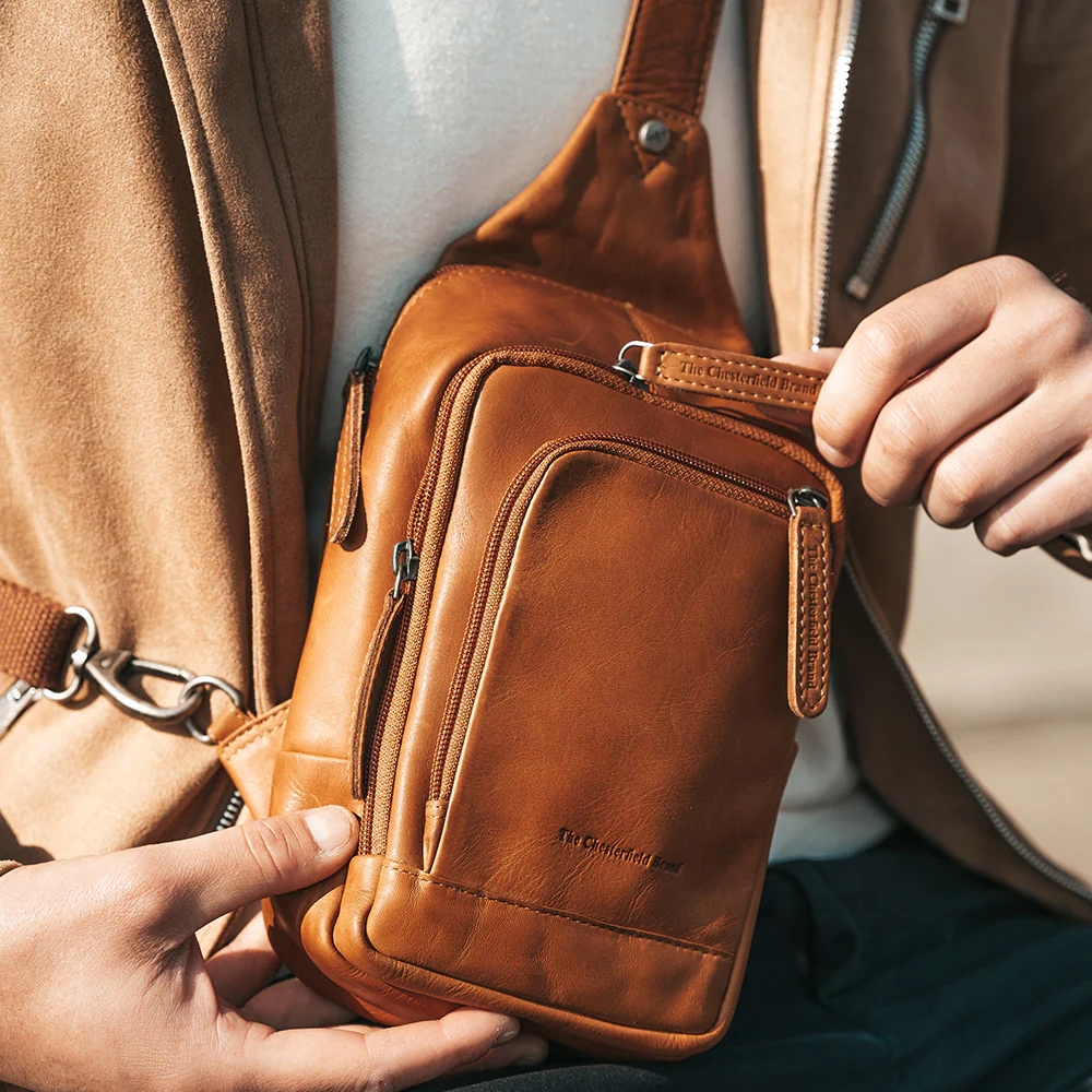 Leather Sling Bag Cognac Riga - Image 3
