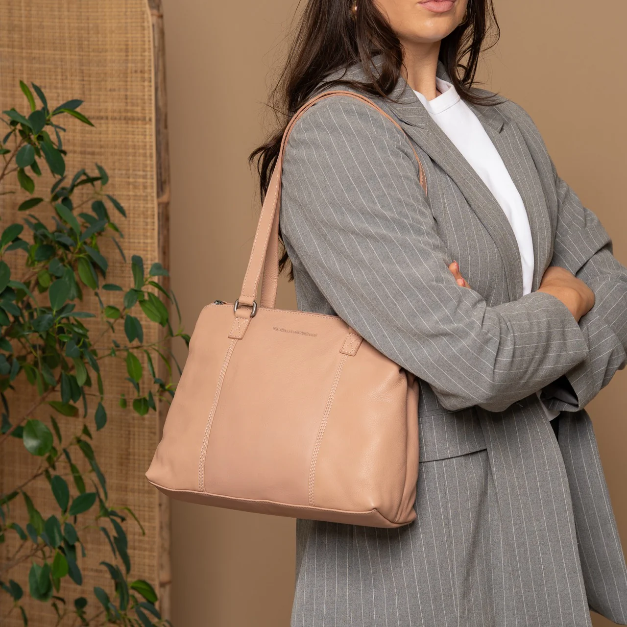Leather Shoulder Bag Vintage Rose Marvos - Image 2