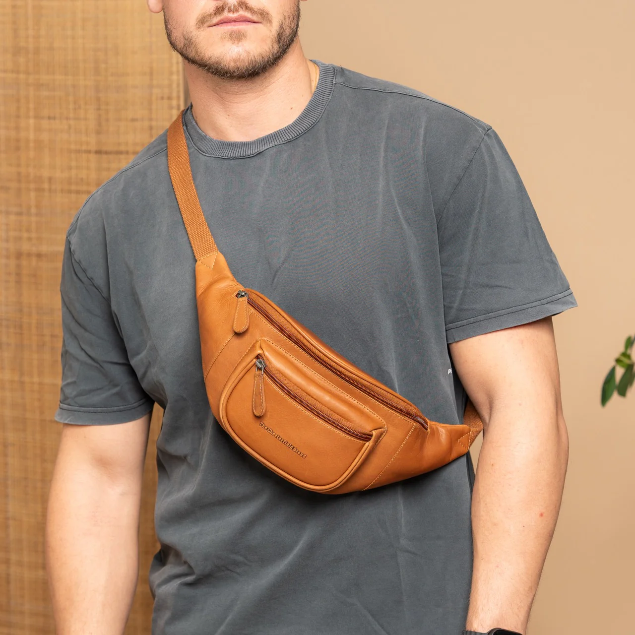 Leather Belt Bag Cognac Vernio - Image 2