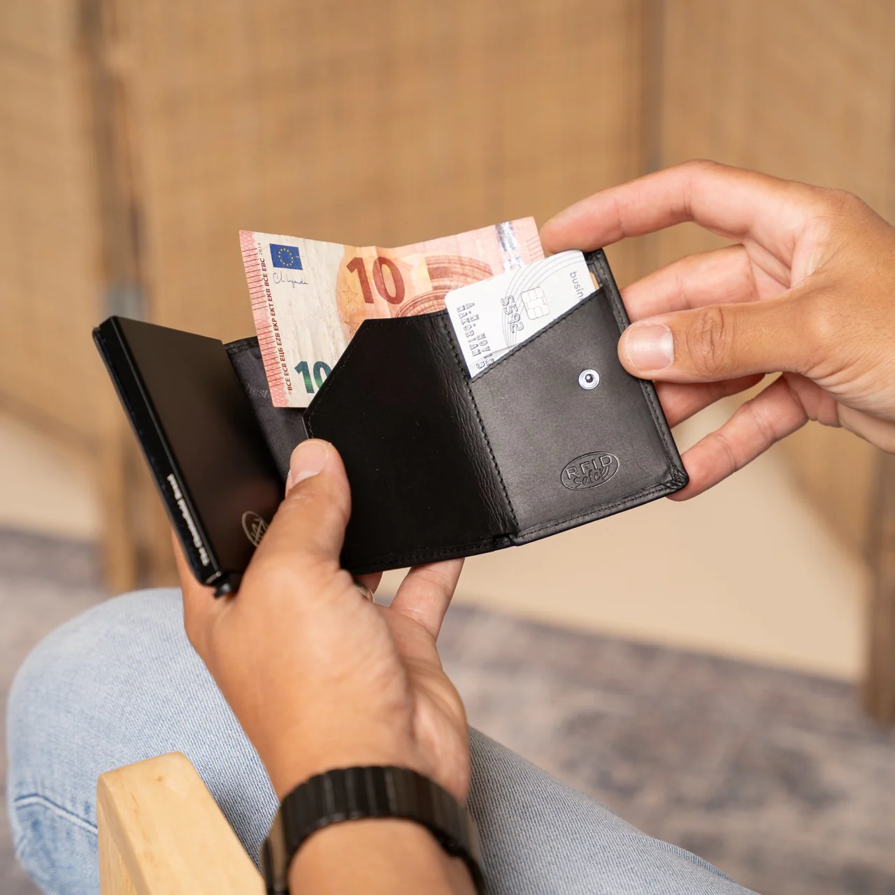 Leather Card Holder Black Palma - Image 3